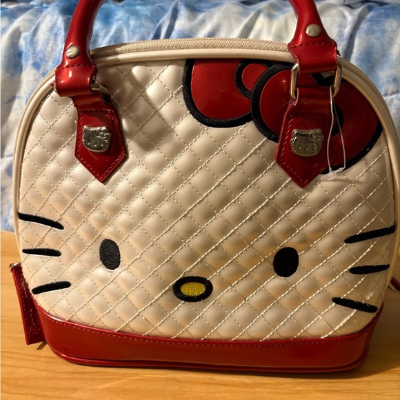 🎀 Hello Kitty x Loungefly Quilted Patent Leather Satchel 🎀 - Picture 2 of 11